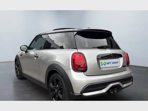 MINI Mini (2023) — foto 23 van 29