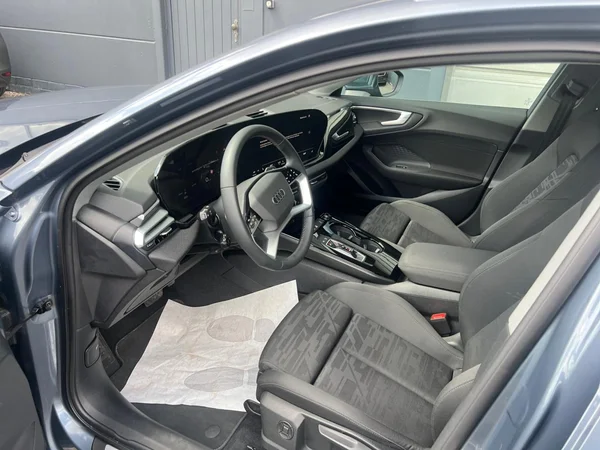 AUDI A5 Avant (2025) — foto 3 van 24