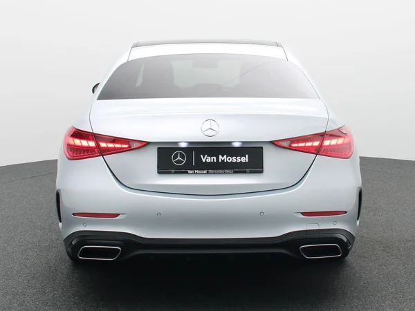 Mercedes-Benz C-Klasse (2025) — foto 32 van 36