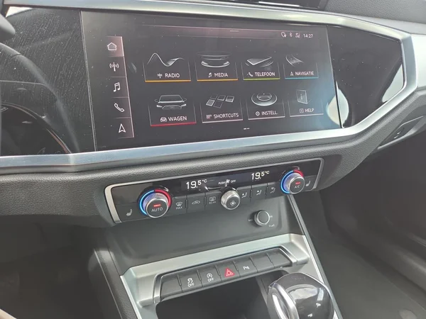 AUDI Q3 Dsl (2020) — foto 3 van 22