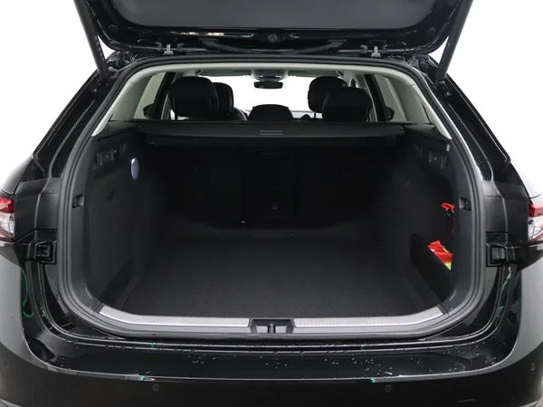 SKODA Superb Combi (2026) — foto 4 van 21