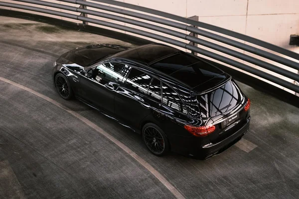 Mercedes-Benz C-Klasse (2019) — foto 17 van 23