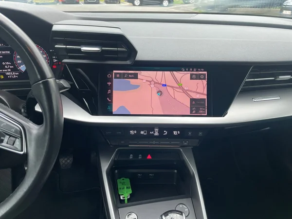 AUDI A3 Sportback (2023) — foto 6 van 20