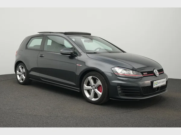 VOLKSWAGEN Golf VII GTI (2014) — foto 15 van 20