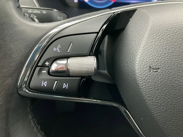 SKODA Octavia Combi (2021) — foto 18 van 36