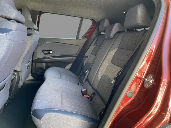 Renault 4 (2026) — foto 6 van 19