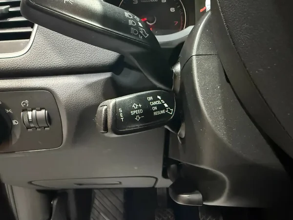 Audi Q3 (2015) — foto 20 van 20
