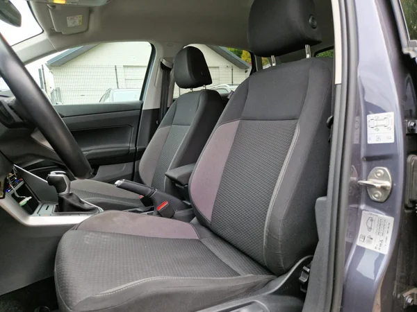 VOLKSWAGEN Polo (2023) — foto 7 van 26