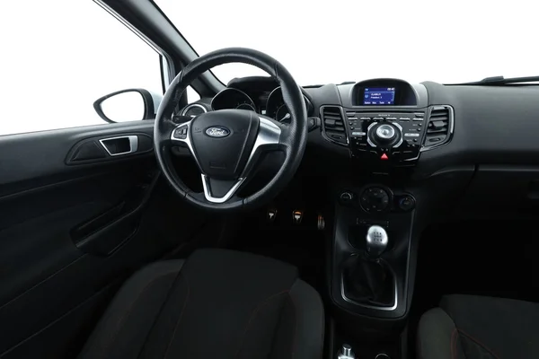 Ford Fiesta (2017) — foto 4 van 16