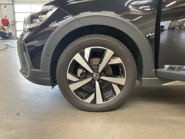 VOLKSWAGEN Taigo (2023) — foto 10 van 24