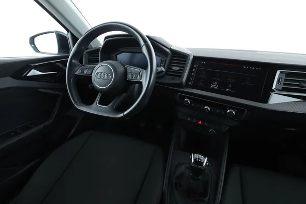 Audi A1 (2023) — foto 4 van 16