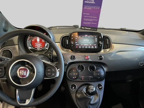 Fiat 500C (2023) — foto 5 van 17