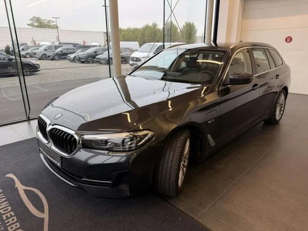 BMW 5 Serie (2022) — foto 19 van 25