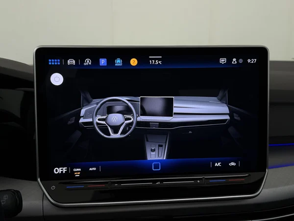 VOLKSWAGEN Golf Variant (2025) — foto 18 van 30