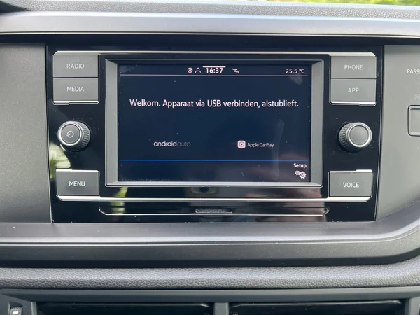 VOLKSWAGEN Polo (2024) — foto 5 van 24