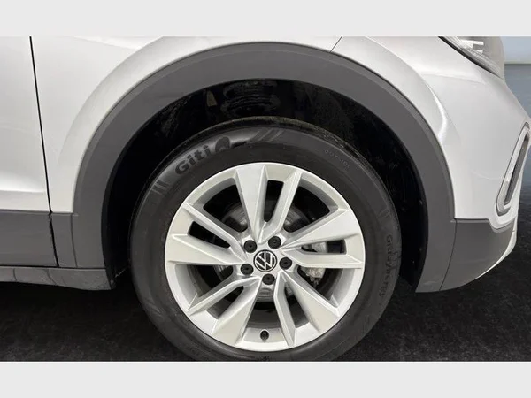Volkswagen T-Cross (2025) — foto 24 van 25