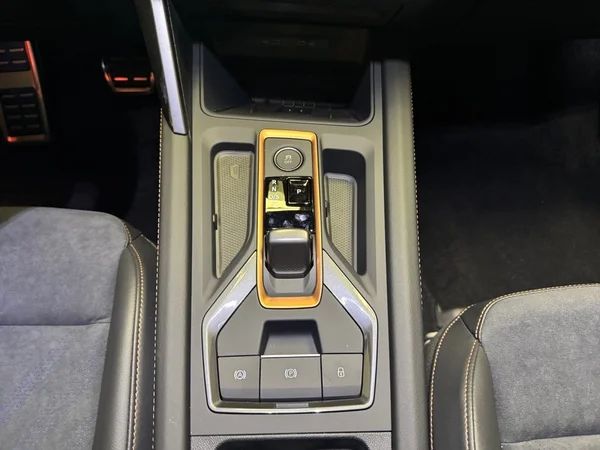 CUPRA Leon ST (2026) — foto 18 van 18
