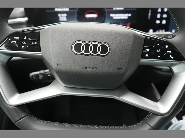 AUDI A6 Avant (2025) — foto 16 van 39