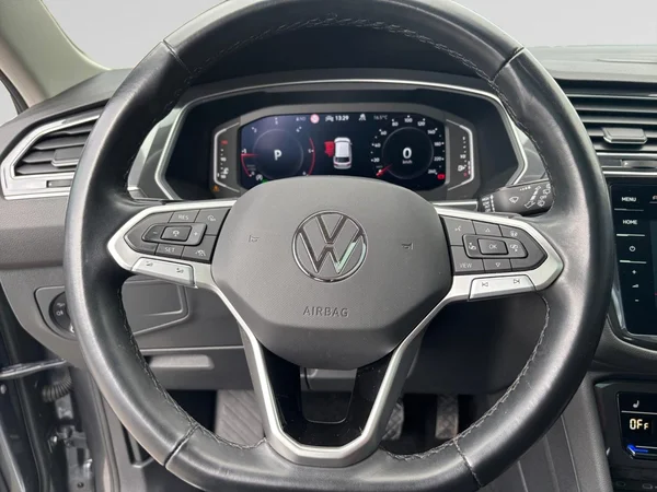 VOLKSWAGEN Tiguan Allspace Dsl (2023) — foto 4 van 24