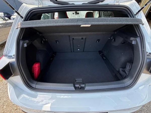 VOLKSWAGEN Golf VIII GTI (2024) — foto 13 van 24