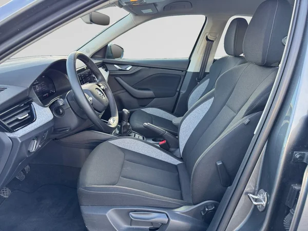 SKODA Kamiq (2024) — foto 9 van 15