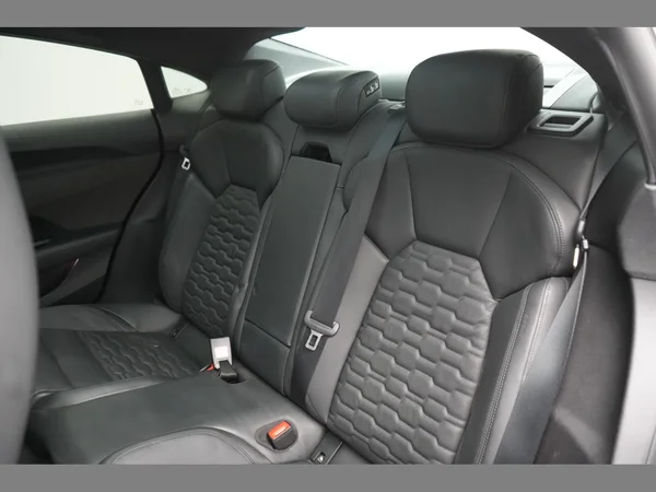 AUDI E-tron GT (2021) — foto 6 van 35