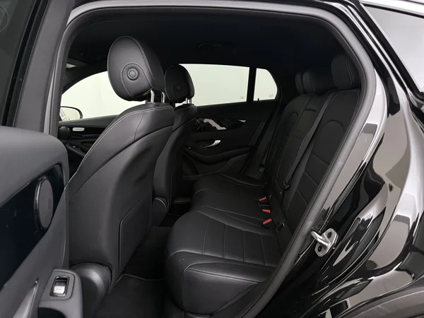 MERCEDES GLC 300 (2021) — foto 5 van 32