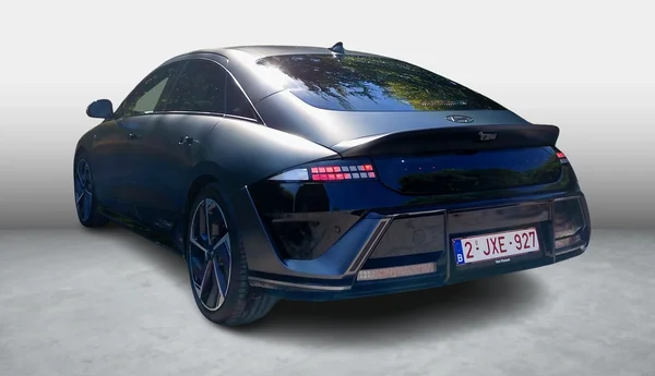 Hyundai IONIQ 6 (2026) — foto 8 van 13