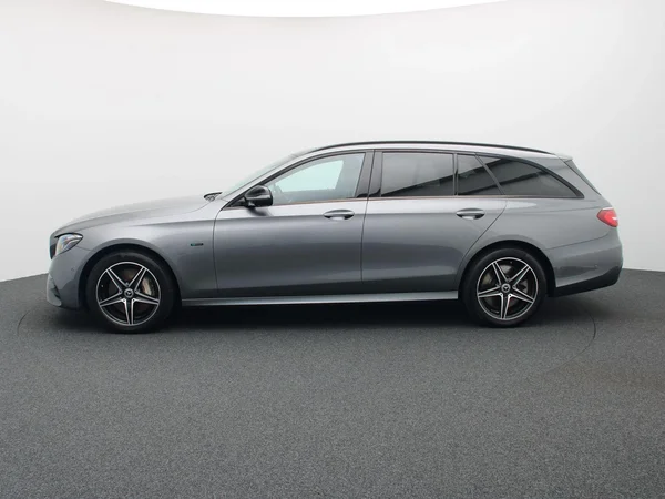 Mercedes-Benz E-Klasse (2020) — foto 27 van 32