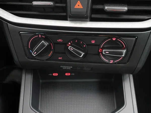 SEAT Ibiza (2024) — foto 14 van 26