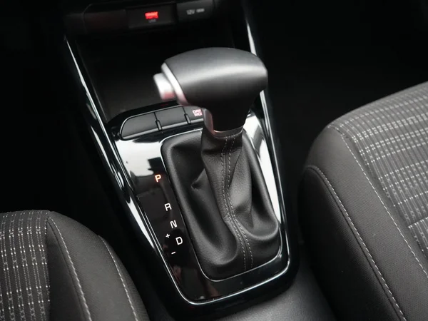 Kia Stonic (2025) — foto 9 van 21