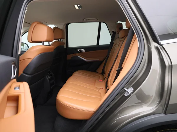 BMW X5 (2020) — foto 4 van 45