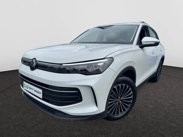 VOLKSWAGEN Tiguan (2024) — foto 12 van 24