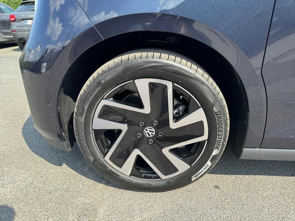 VOLKSWAGEN ID.Buzz Lwb (2026) — foto 16 van 24