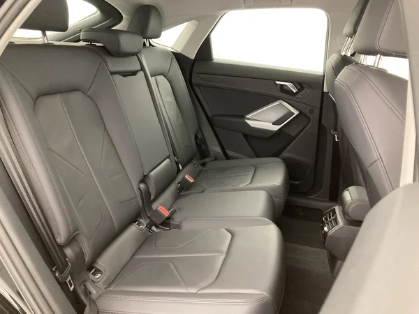 AUDI Q3 Sportback PHEV (2022) — foto 11 van 36