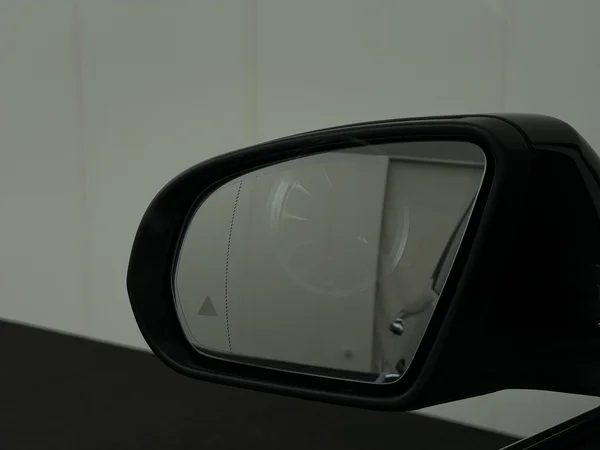 MERCEDES GLB 180 (2021) — foto 21 van 31