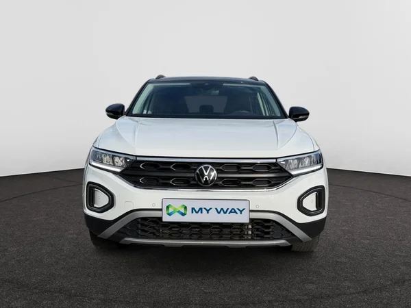 VOLKSWAGEN T-Roc (2023) — foto 18 van 24