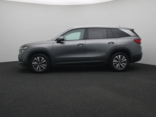 SKODA Kodiaq (2025) — foto 14 van 17