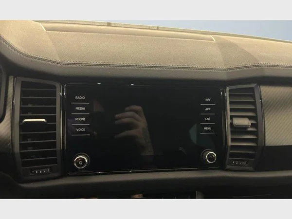 Skoda Kodiaq (2023) — foto 5 van 15