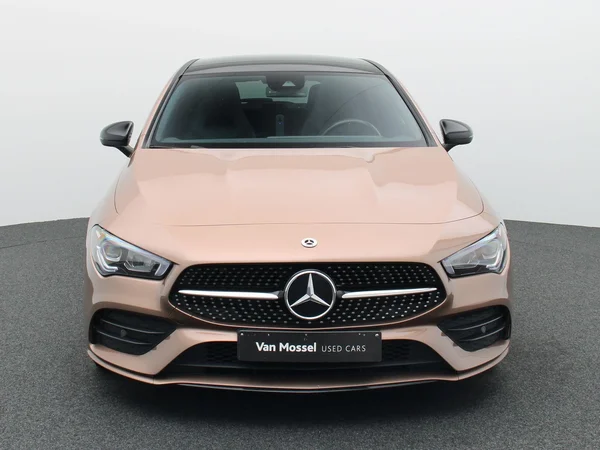 Mercedes-Benz CLA (2022) — foto 20 van 26