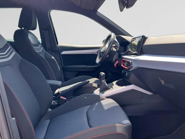 SEAT Arona (2023) — foto 3 van 24