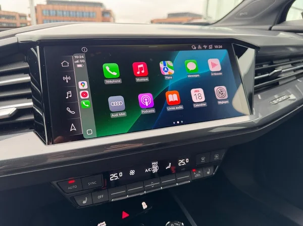 AUDI Q4 Sportback e-tron (2025) — foto 4 van 15