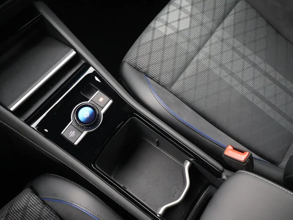 VOLKSWAGEN Tayron (2025) — foto 14 van 28