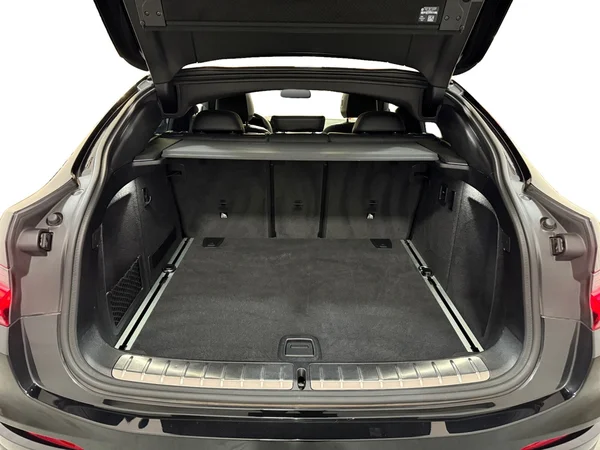 BMW X4 (2021) — foto 16 van 30