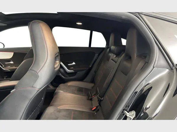 Mercedes-Benz CLA 200 (2022) — foto 6 van 23