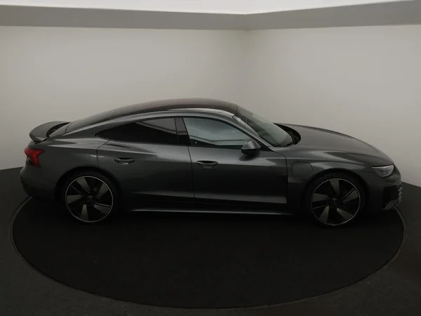 AUDI E-tron GT (2022) — foto 22 van 28