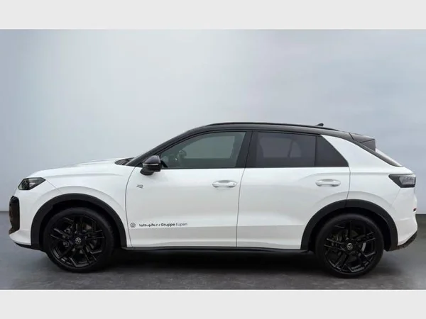 Volkswagen T-Roc (2026) — foto 16 van 22
