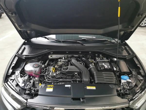 VOLKSWAGEN T-Roc (2026) — foto 13 van 15