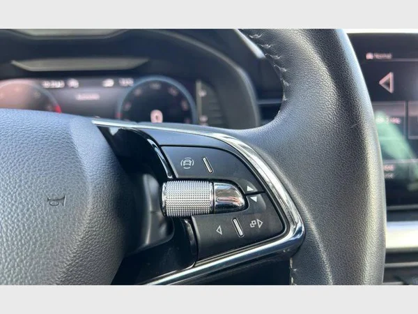 Skoda SCALA (2022) — foto 18 van 31
