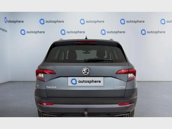 Skoda Karoq (2018) — foto 12 van 15